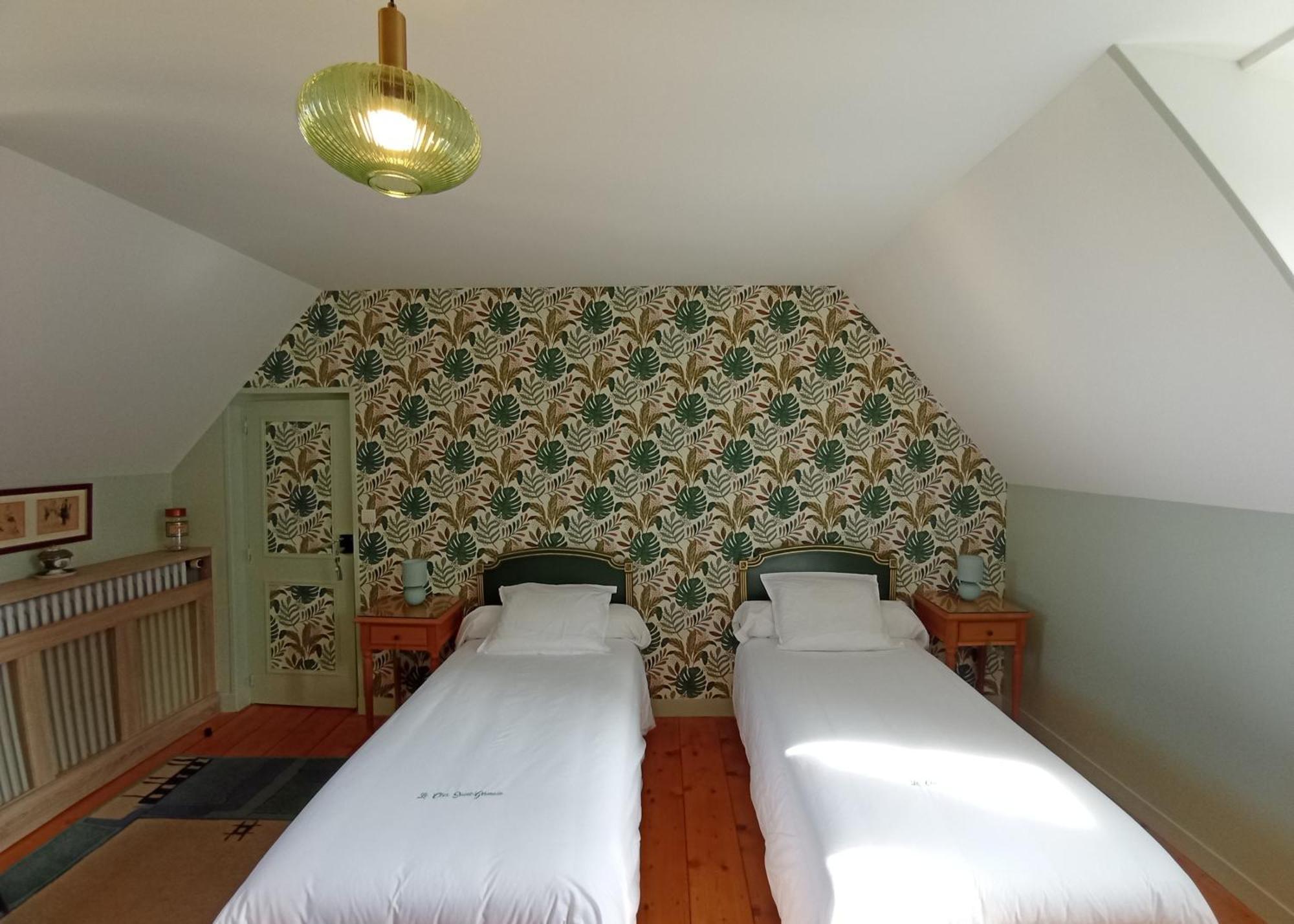 Le Clos Saint-Germain Rugles Экстерьер фото